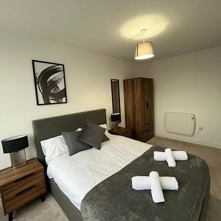 Modern & Spacious 2 Bed Apartment By Old Trafford Manchester Exterior photo